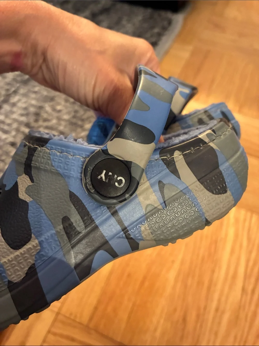 Kids Blue Camo Fleece-Lined Slip-On Clogs